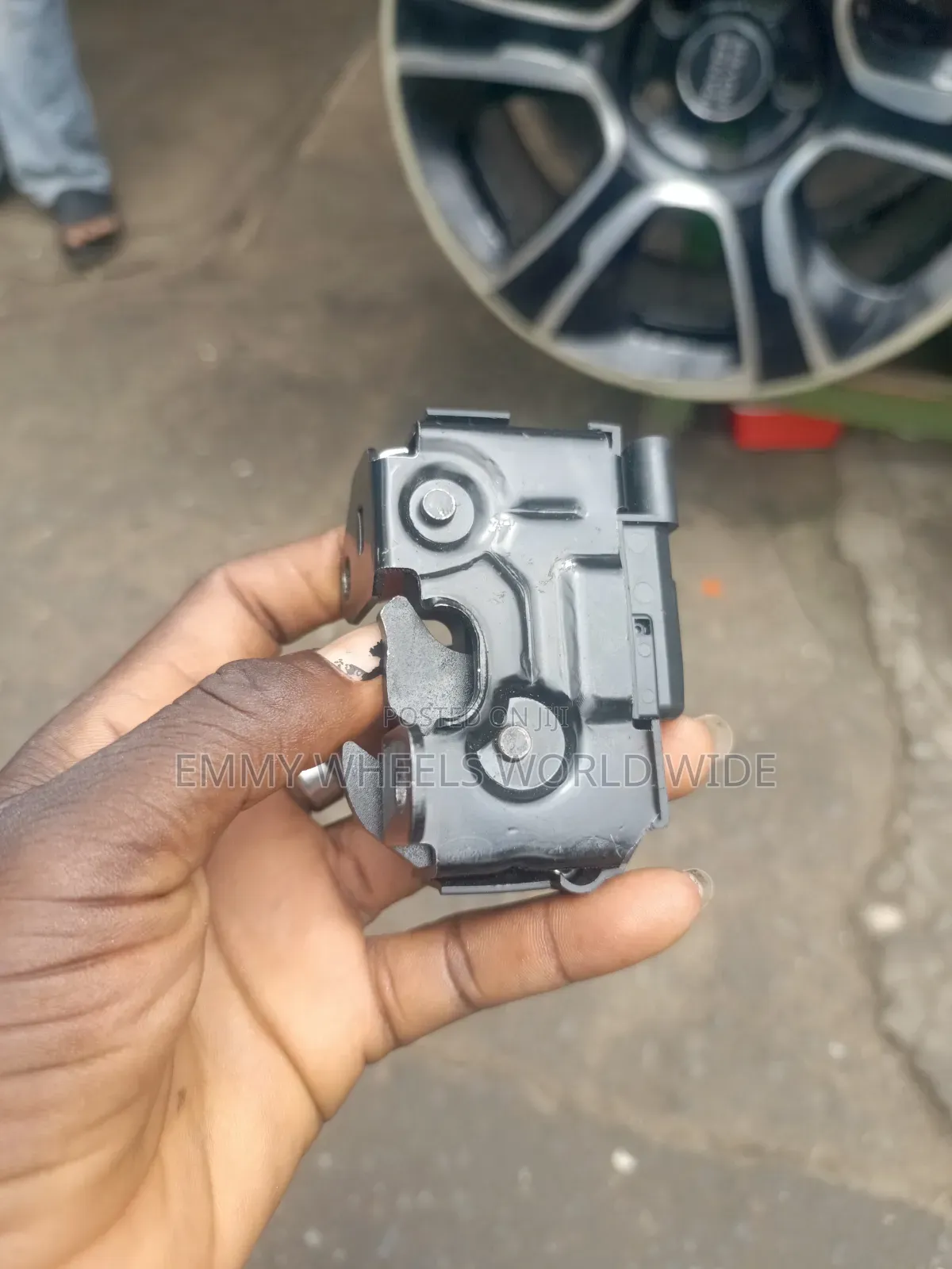 Hood Latch Lock Mechanism, Commonly Various Mercedes-Benz