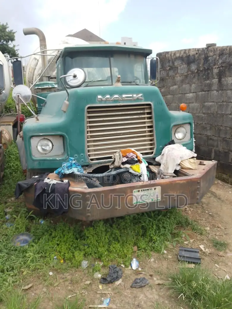 Mack Concrete Mixer