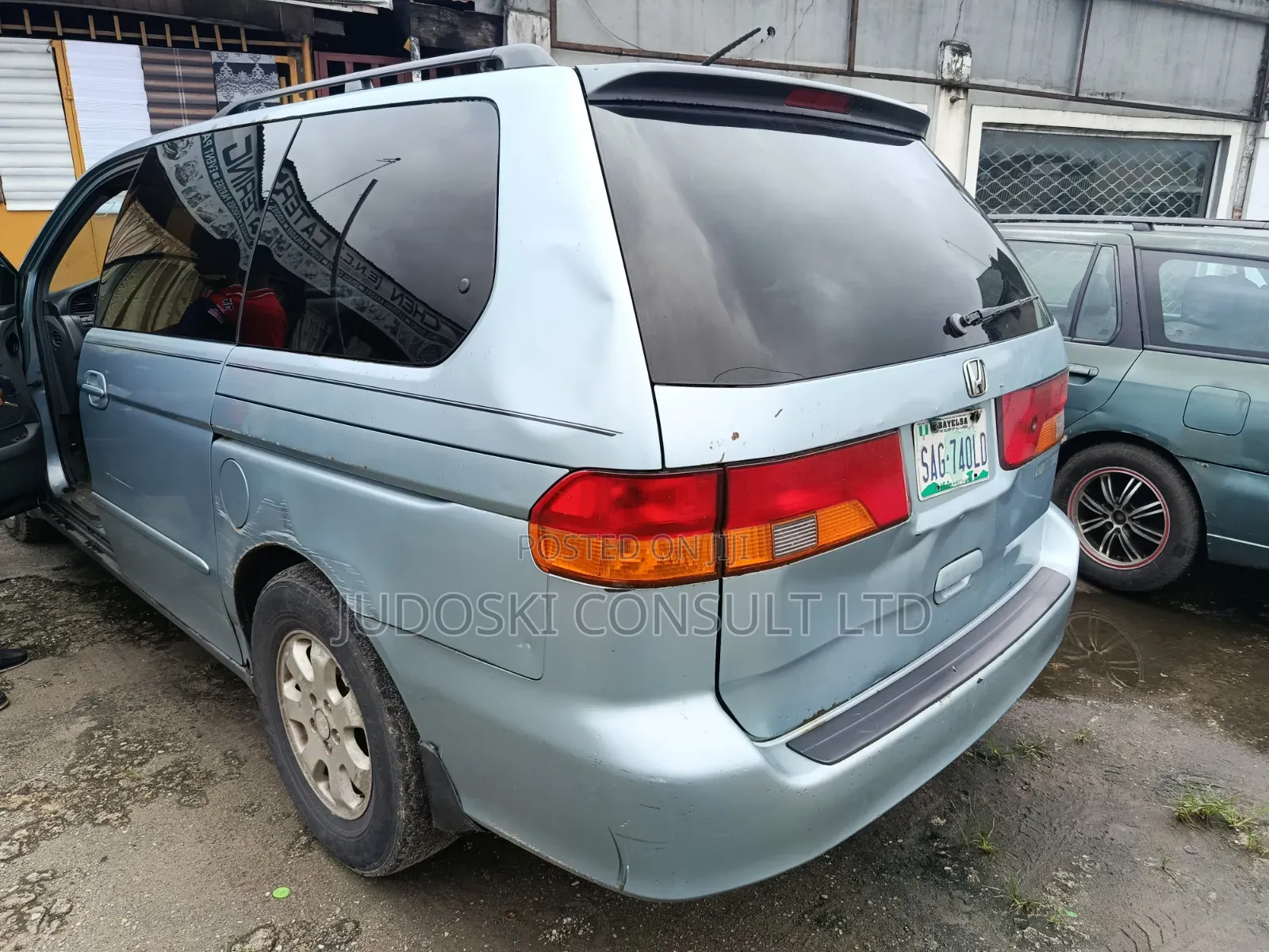 Honda Odyssey 2005 Blue