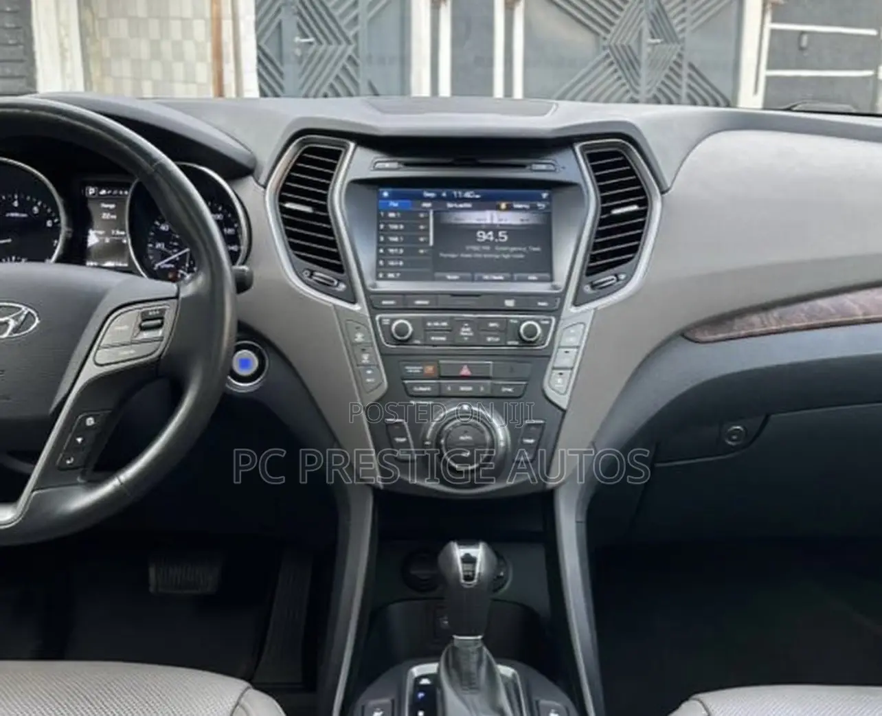 Hyundai Santa Fe Limited Ultimate AWD 2017 Gray