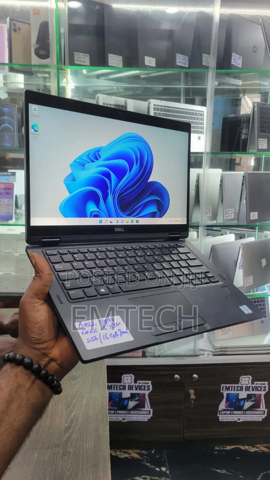 Laptop Dell Latitude 7390 2-in-1 16GB Intel Core i5 SSD 256GB