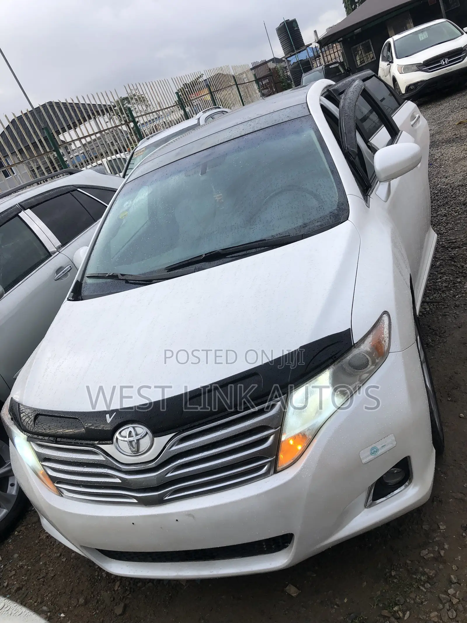 Toyota Venza XLE 2010 White