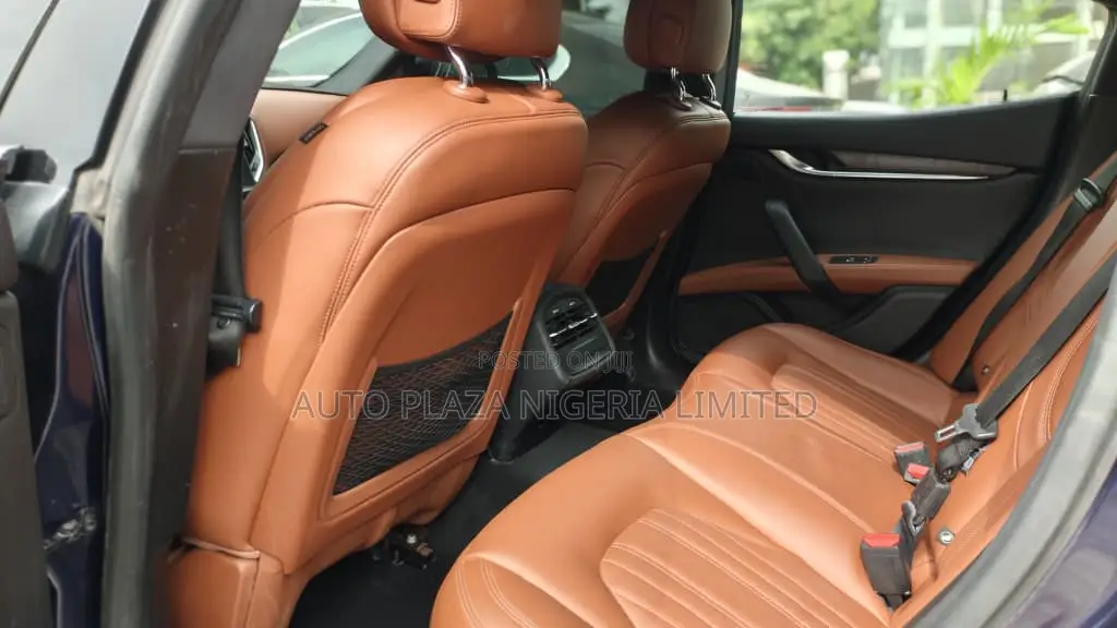 Maserati Ghibli Base RWD 2017 Blue