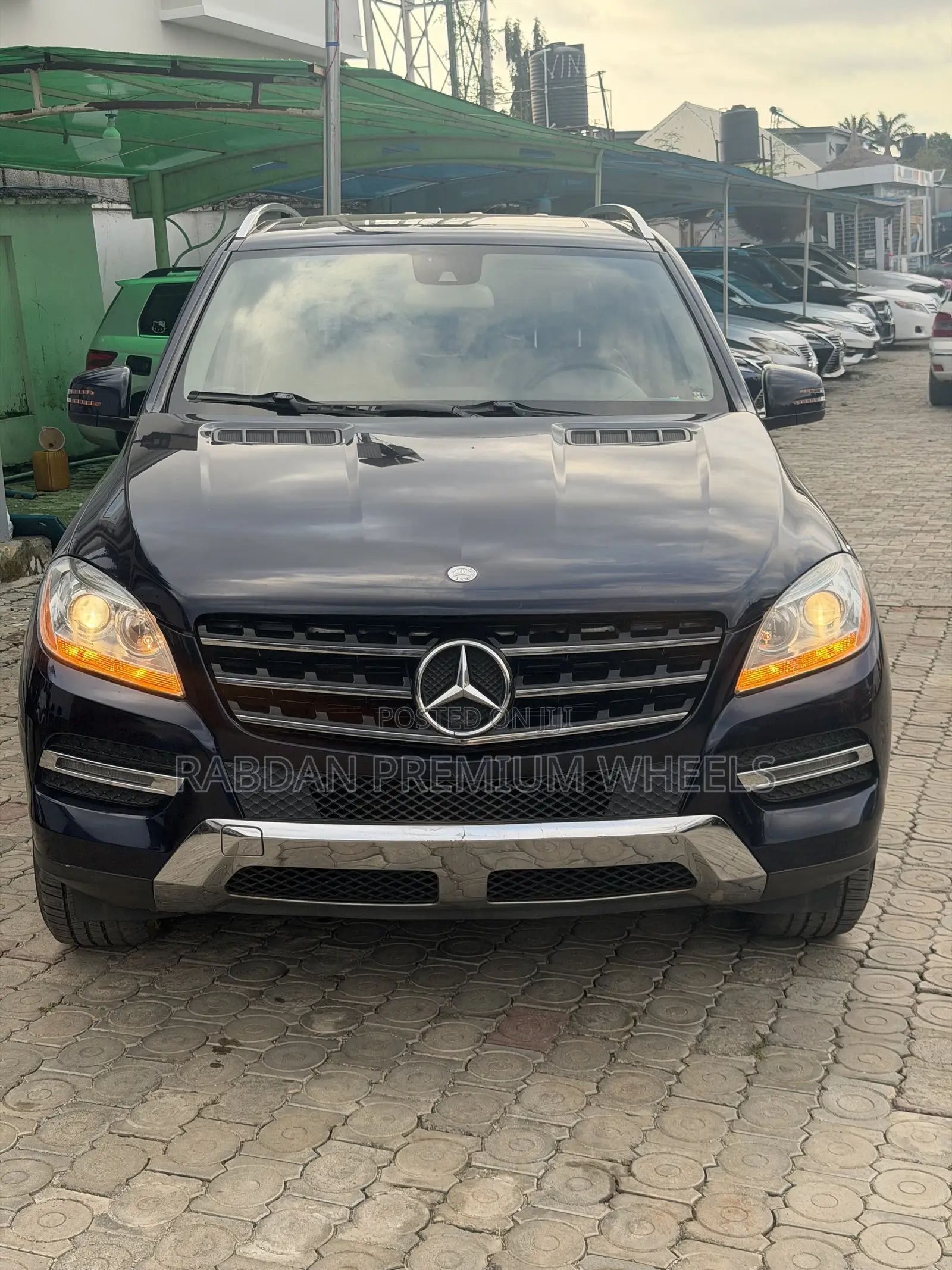Mercedes-Benz M Class ML350 4dr SUV (3.5L 6cyl 7A) 2015 Blue