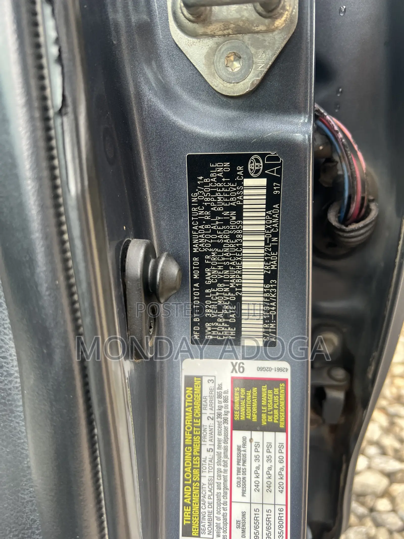 Toyota Corolla LE 4dr Sedan (1.8L 4cyl CVT) 2014 Gray
