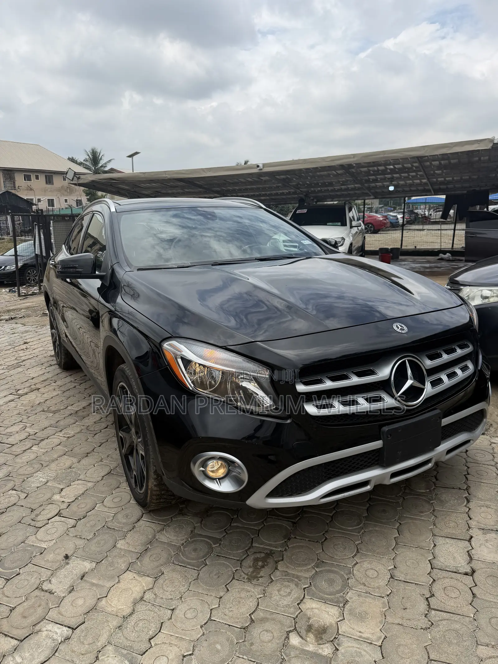 Mercedes-Benz GLA 250 2016 Black