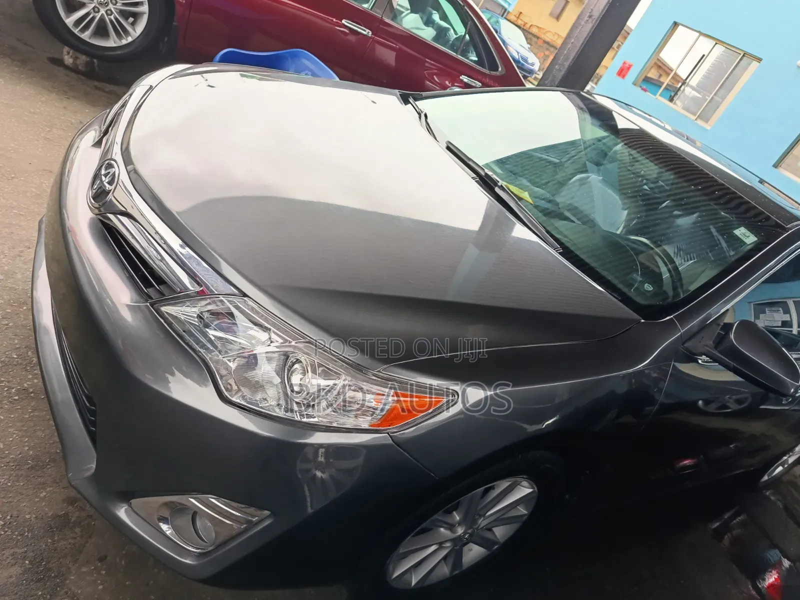Toyota Camry XLE 4dr Sedan w/Prod. End 11/13 (2.5L 4cyl 6A) 2014 Gray