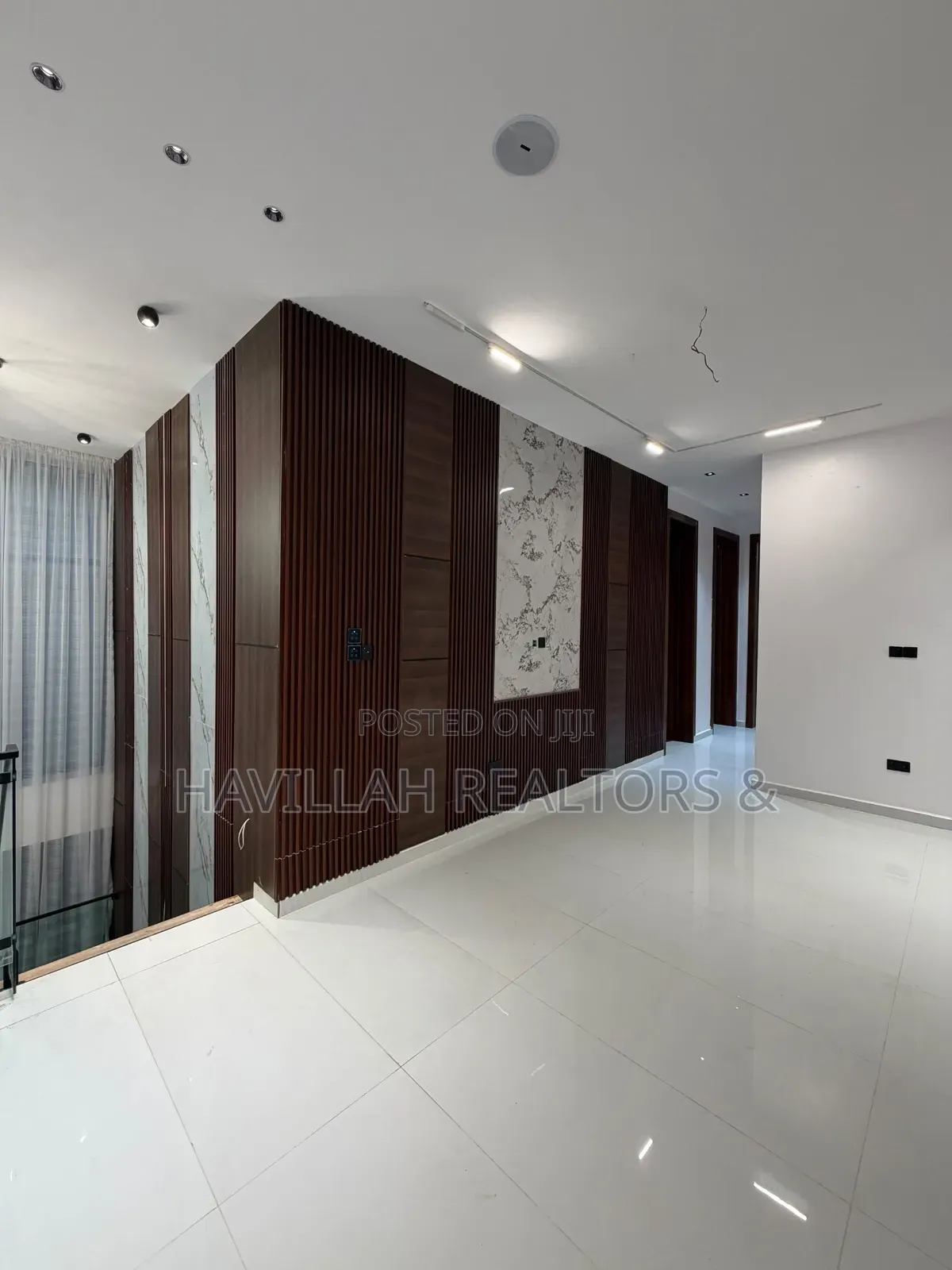 5bdrm Duplex in Vgc , Lekki, Lagos, Chevron for sale