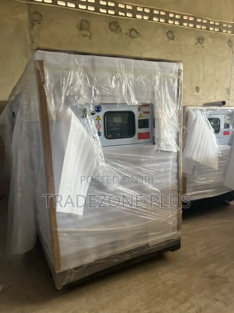Heavy Duty Perkins 500KVA Silent Diesel Gen