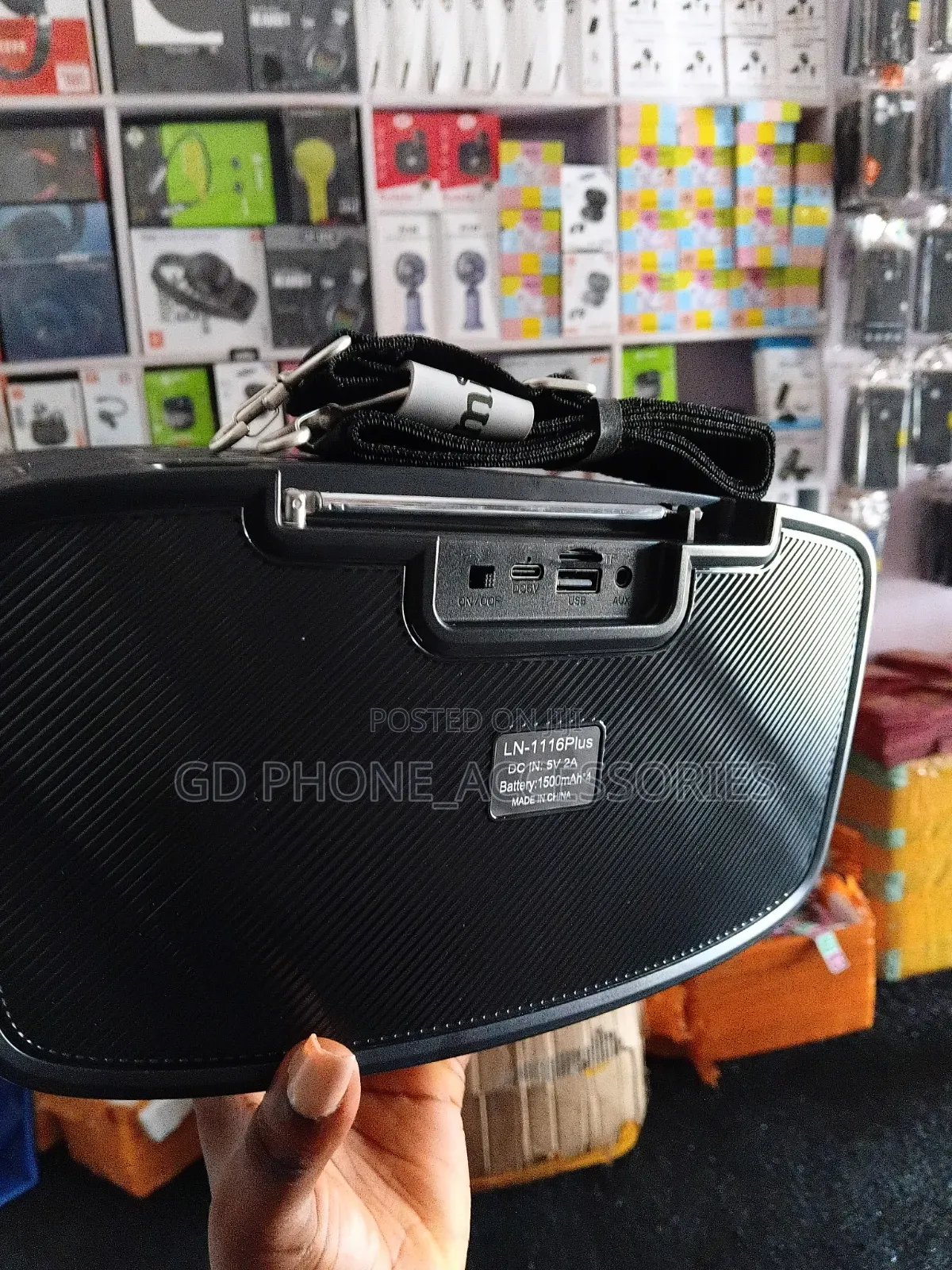 BoomBest LN-1116Plus Portable Wireless Speaker With Phone Holder