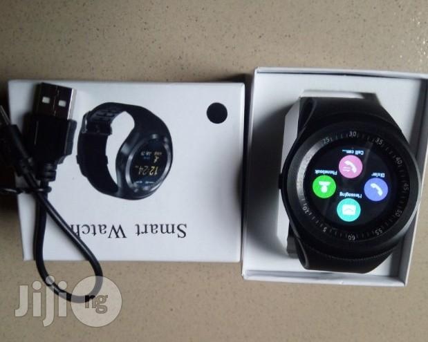 Latest Design Smart GSM Wrist Watch for Sale