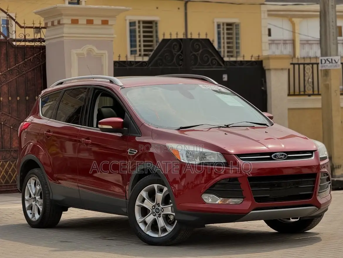 Ford Escape Titanium 4dr SUV AWD (1.6L 4cyl Turbo 6A) 2014 Red