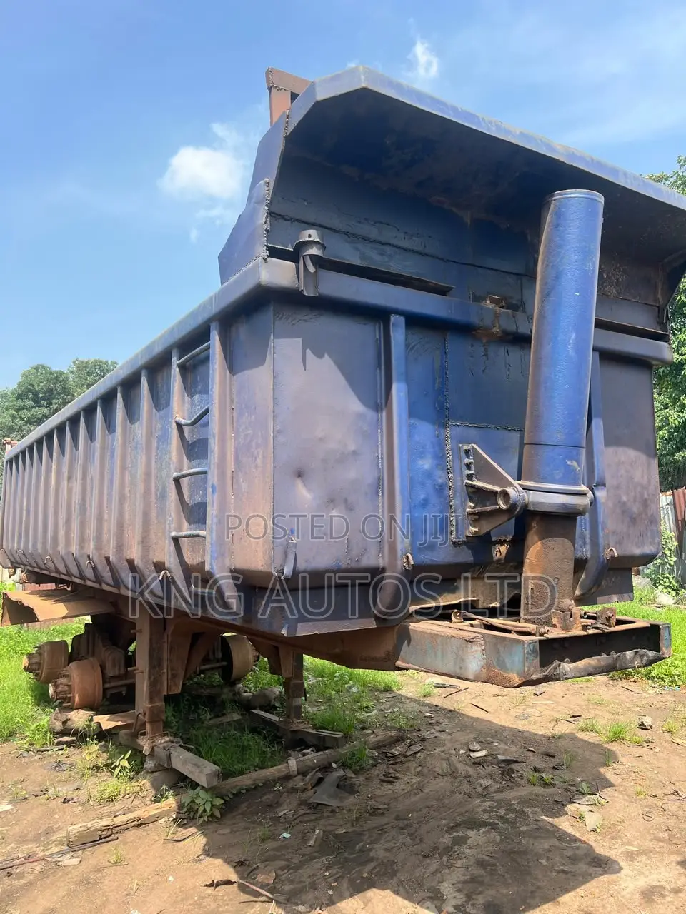 Tipping Trailer Bucket
