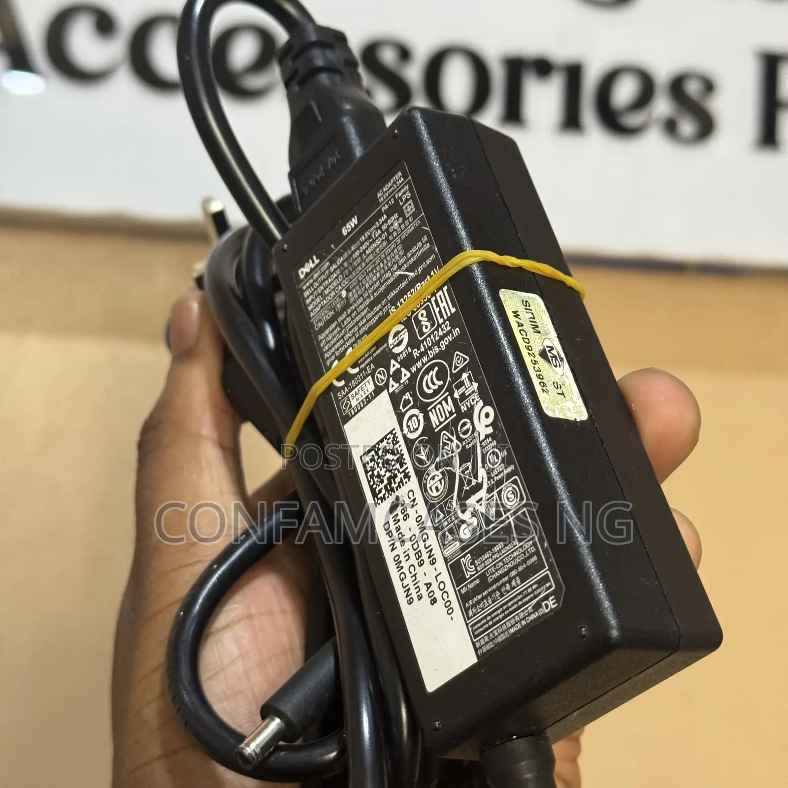 Dell 65W 19.5V Small Pin Laptop Complete Charger