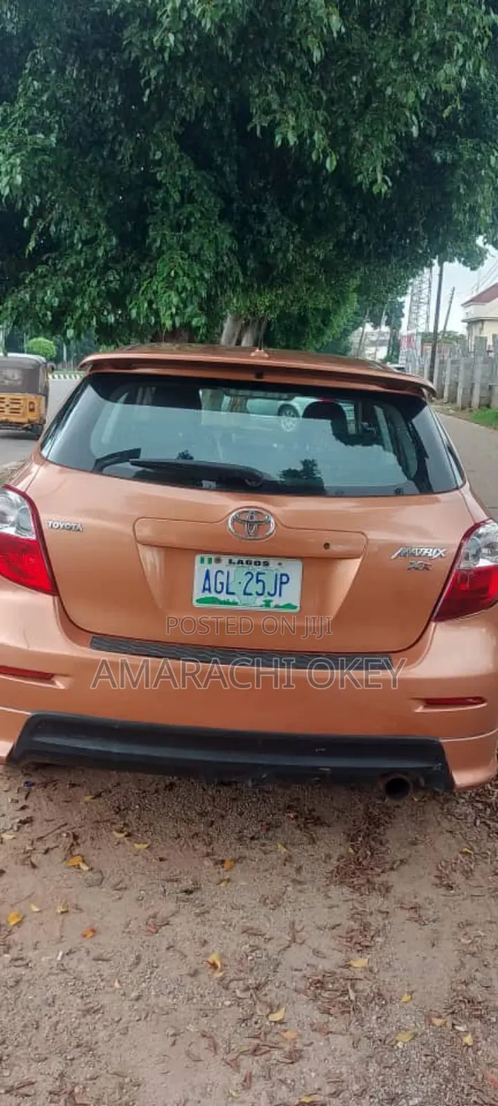 Toyota Matrix 2009 Orange