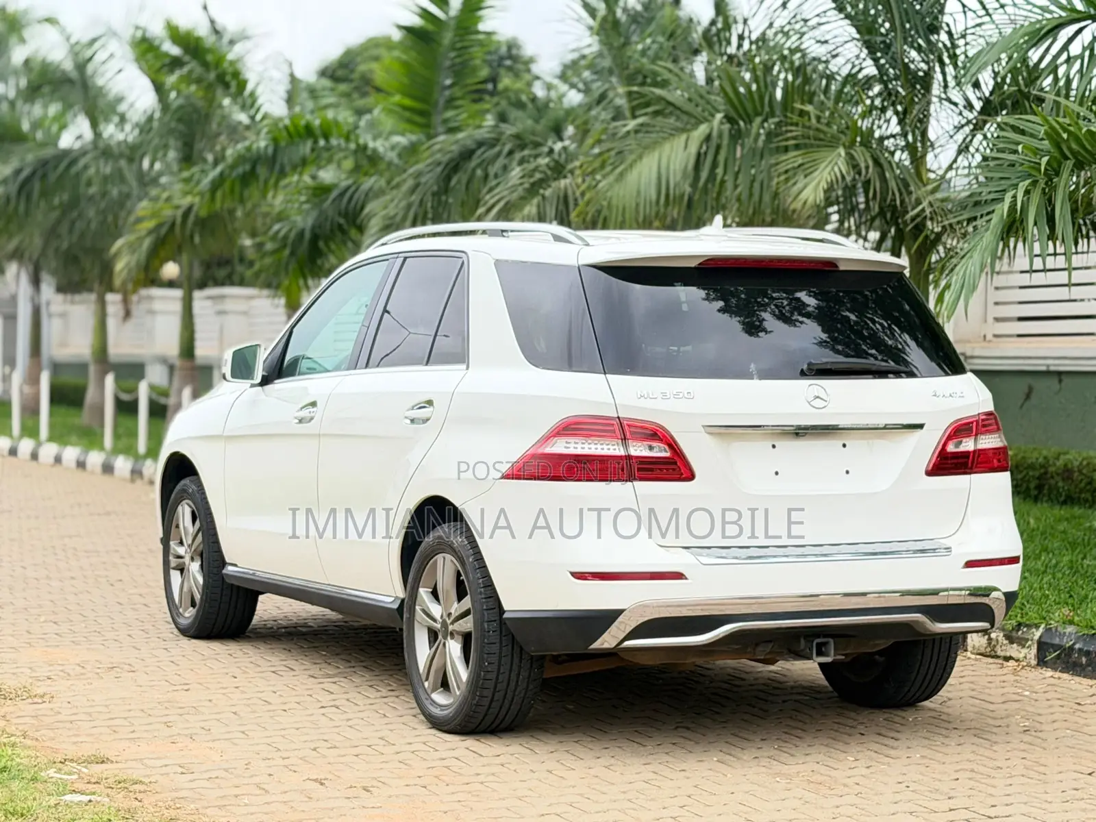 Mercedes-Benz M Class ML 350 4Matic 2013 White