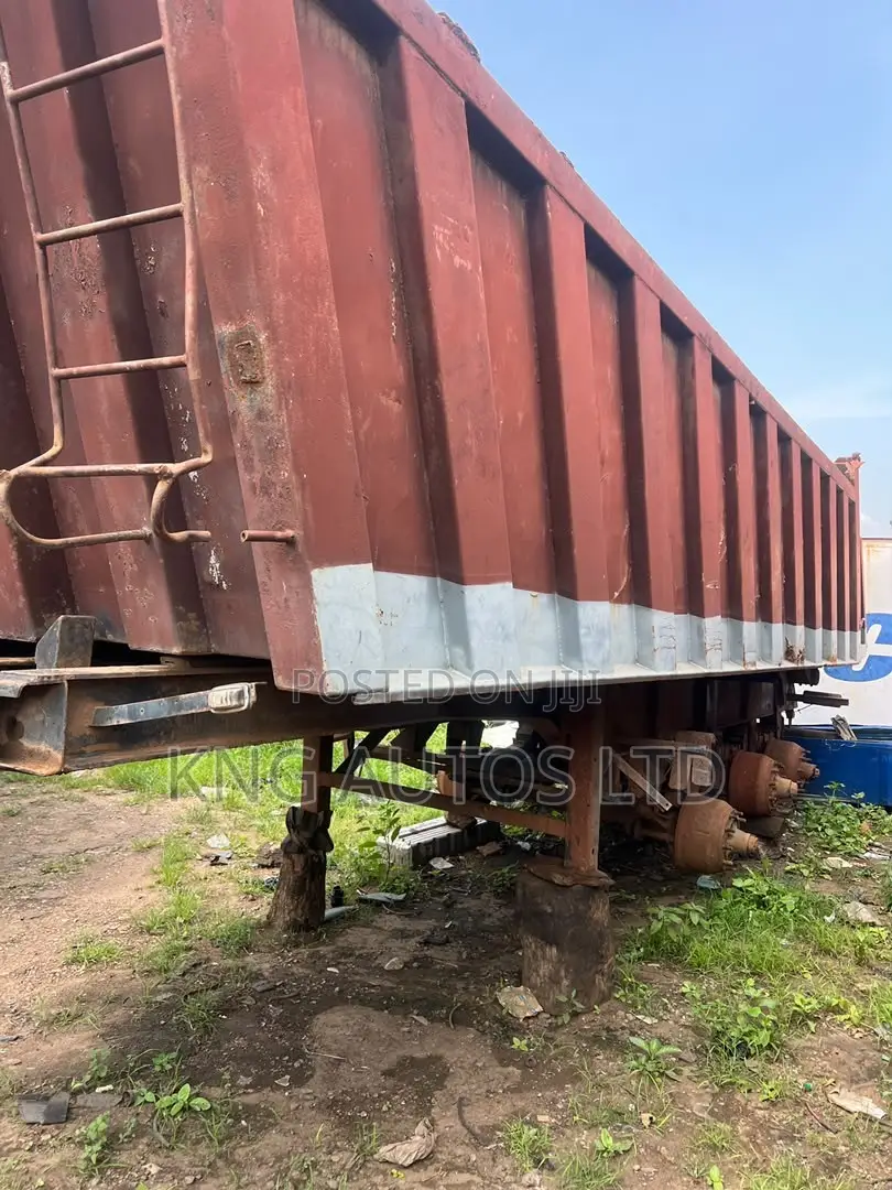 Trailer Bucket