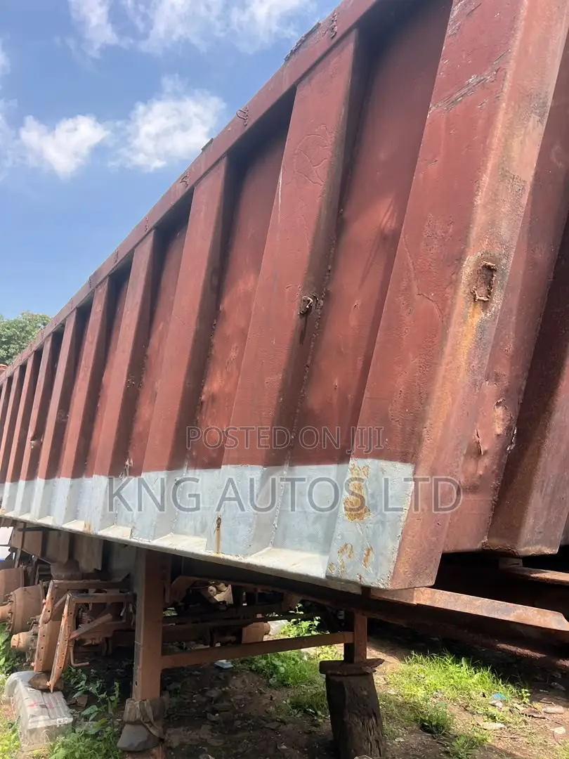 Trailer Bucket