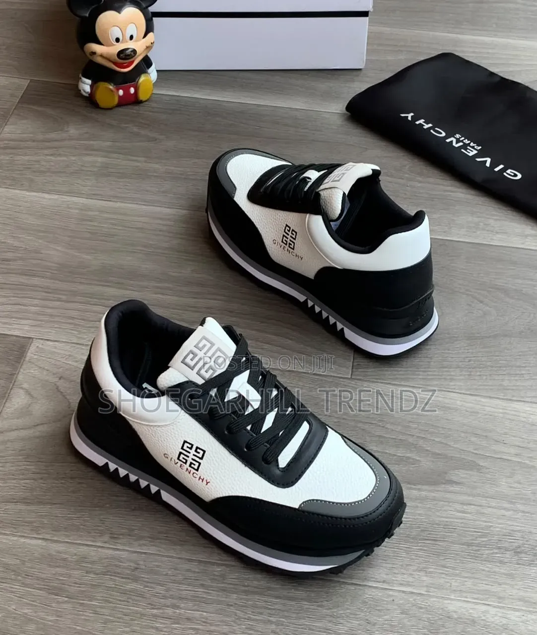Cool Unisex Givenchy Sneakers in Unique Colorways