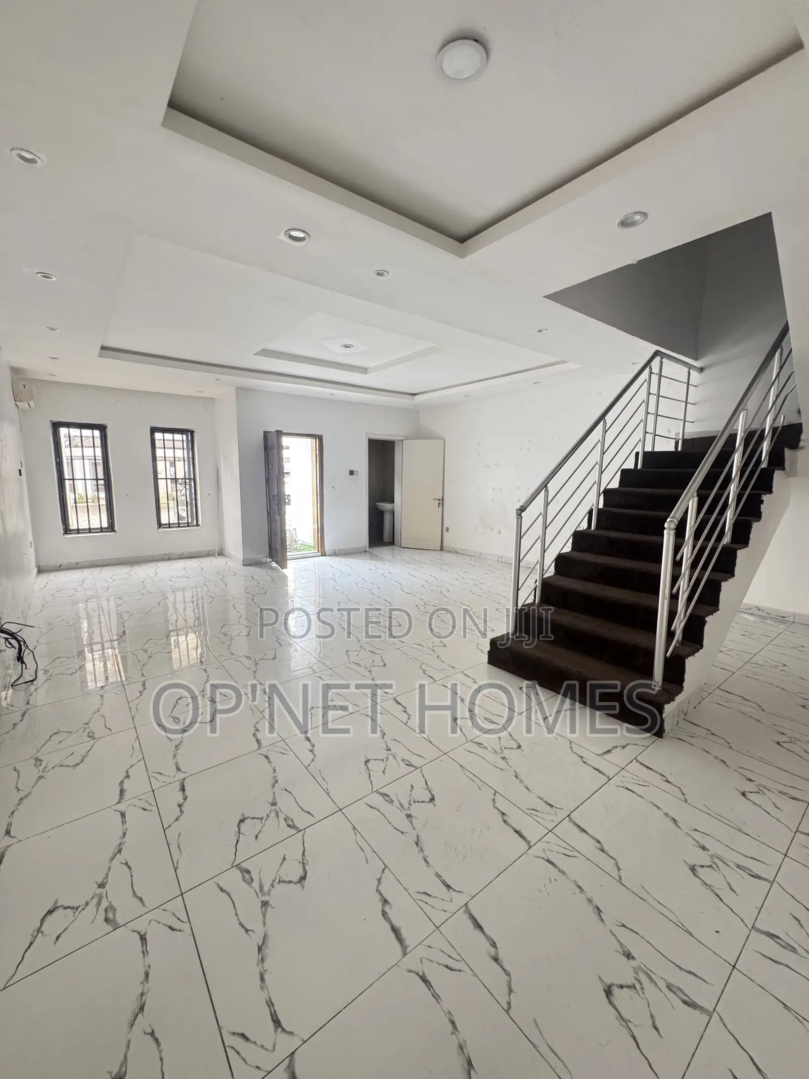 4bdrm Duplex in Lekki for sale