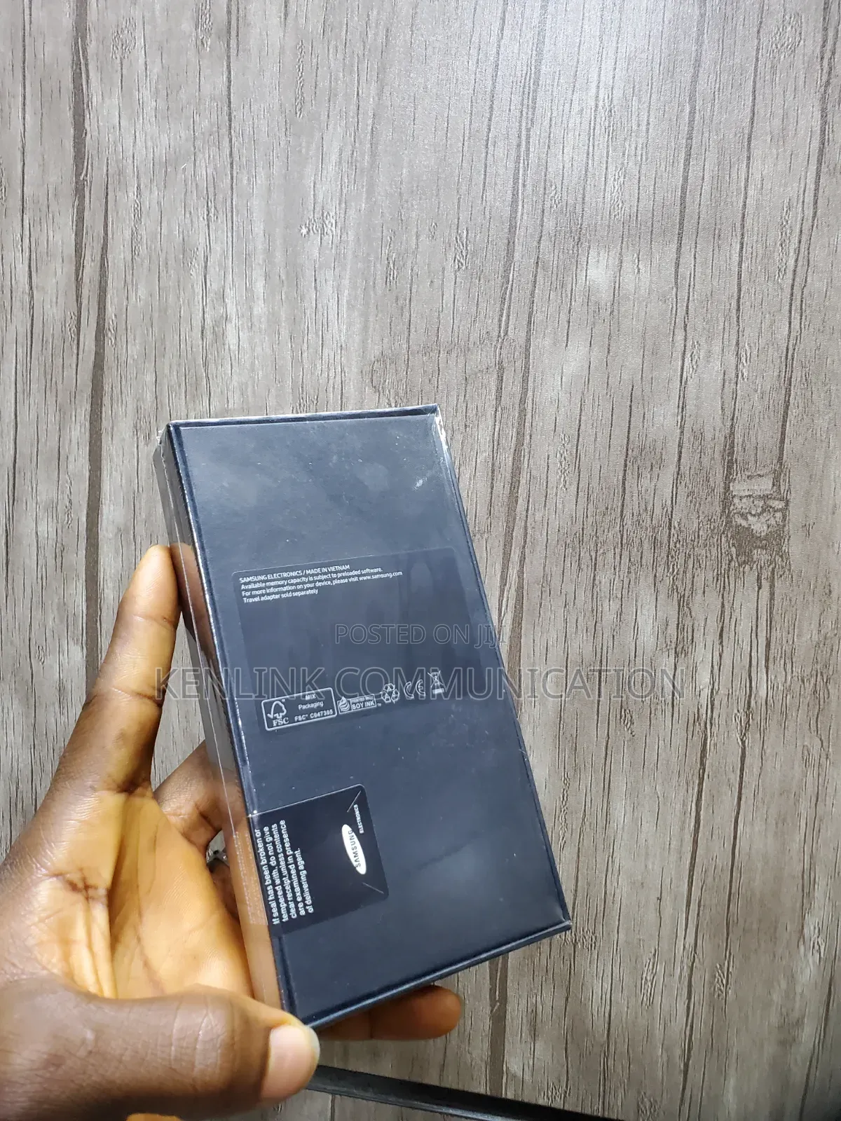 New Samsung Galaxy S22 5G 128 GB Black