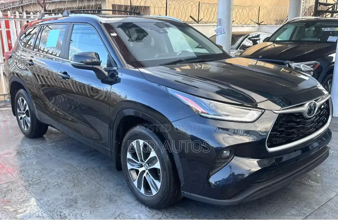 Toyota Highlander XSE AWD 2023 Black