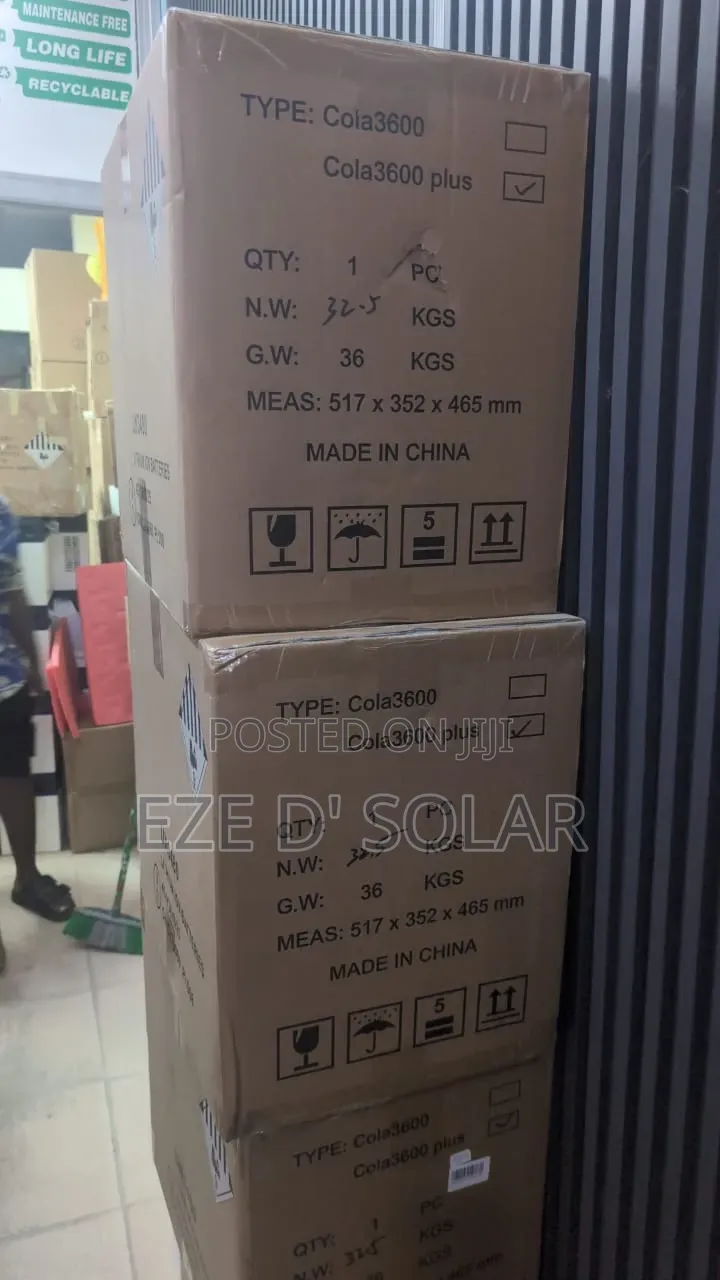 3.6 KWH High-Capacity Lifepo Battery Solar Generator