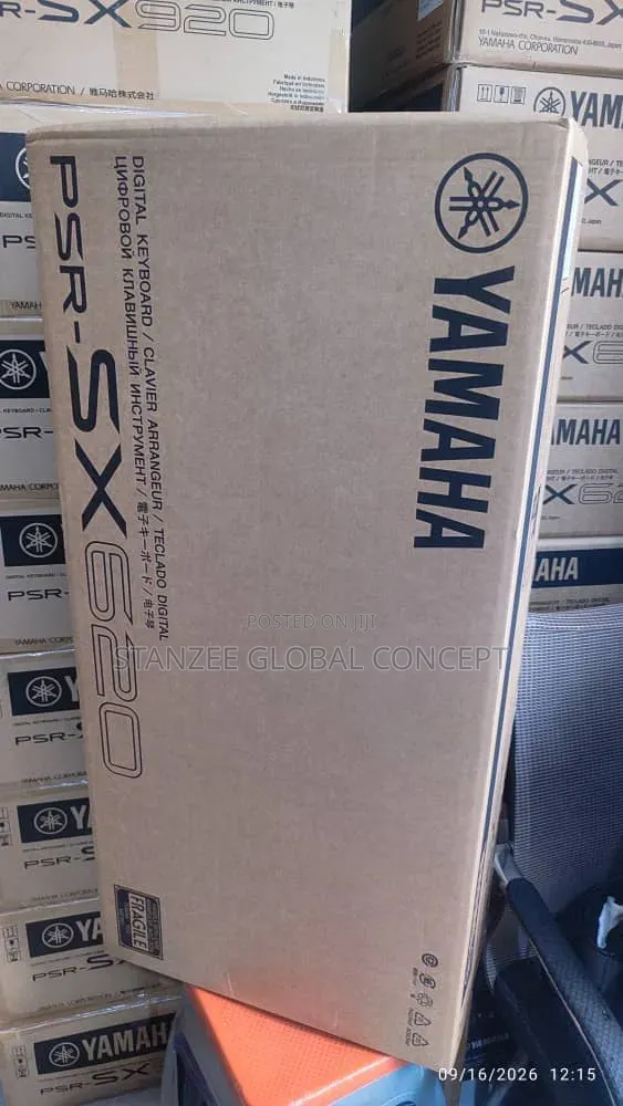 Yamaha PSR-SX620 Professional 61-Key Arranger Keyboard