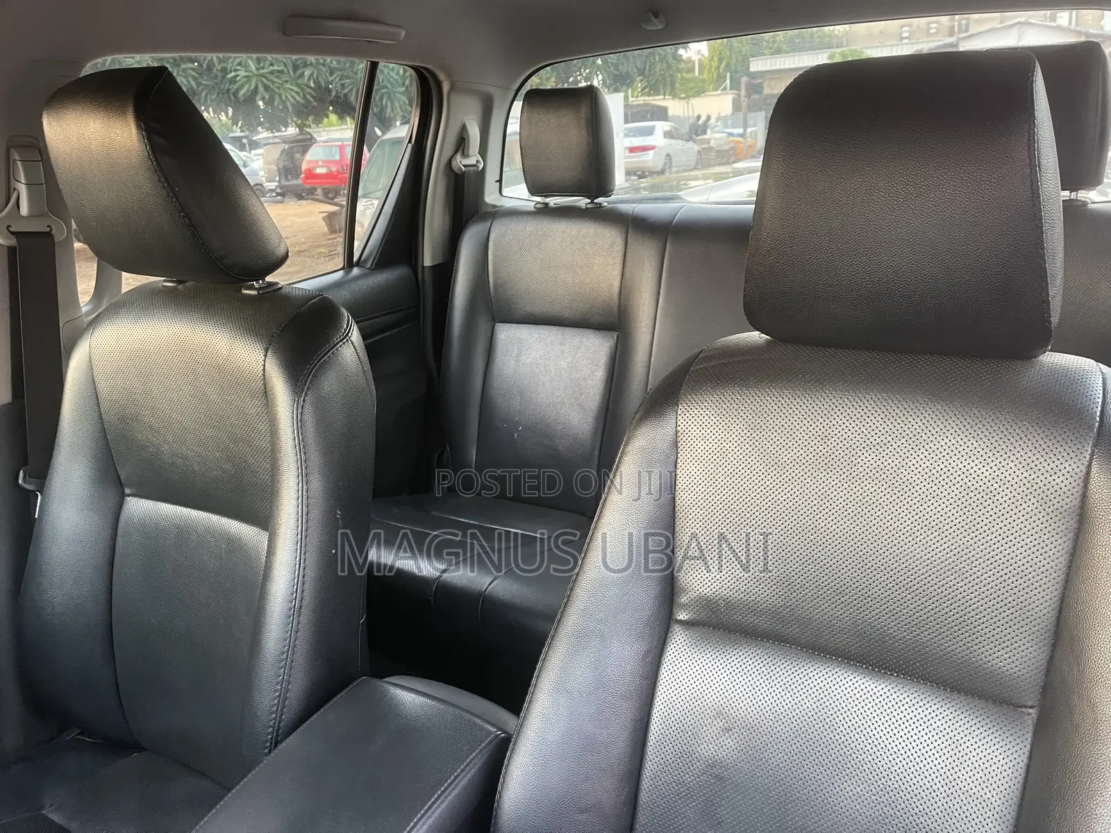 Toyota Hilux 2019 Blue