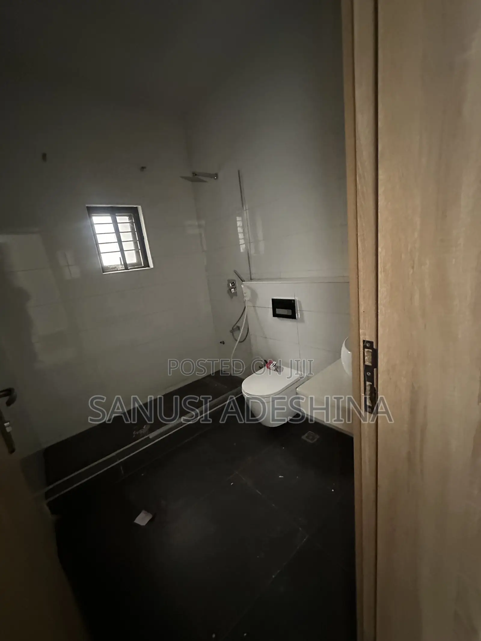 4bdrm Duplex in Lugbe Fct Abuja for sale