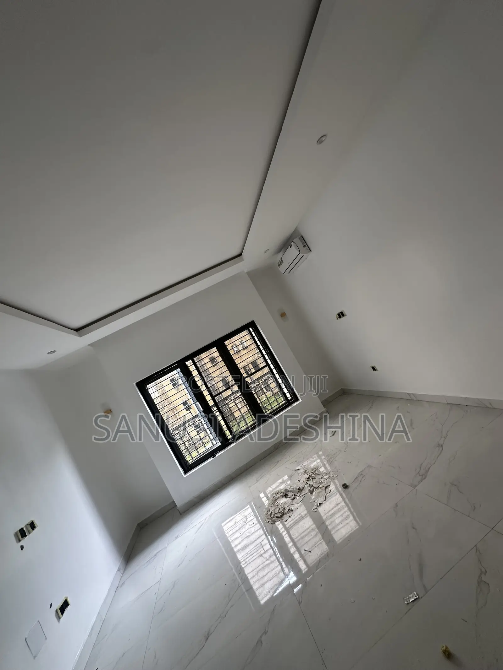 4bdrm Duplex in Lugbe Fct Abuja for sale