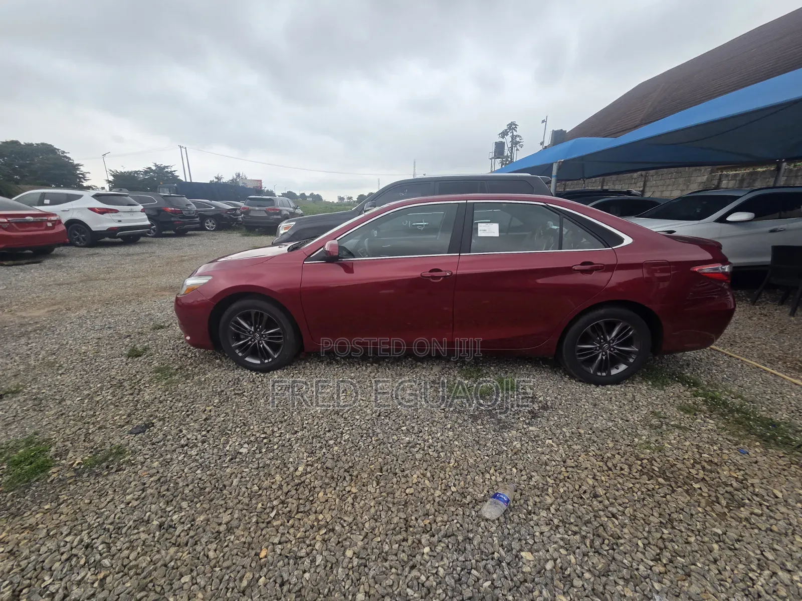 Toyota Camry SE 4dr Sedan (2.5L 4cyl 6A) 2016 Red