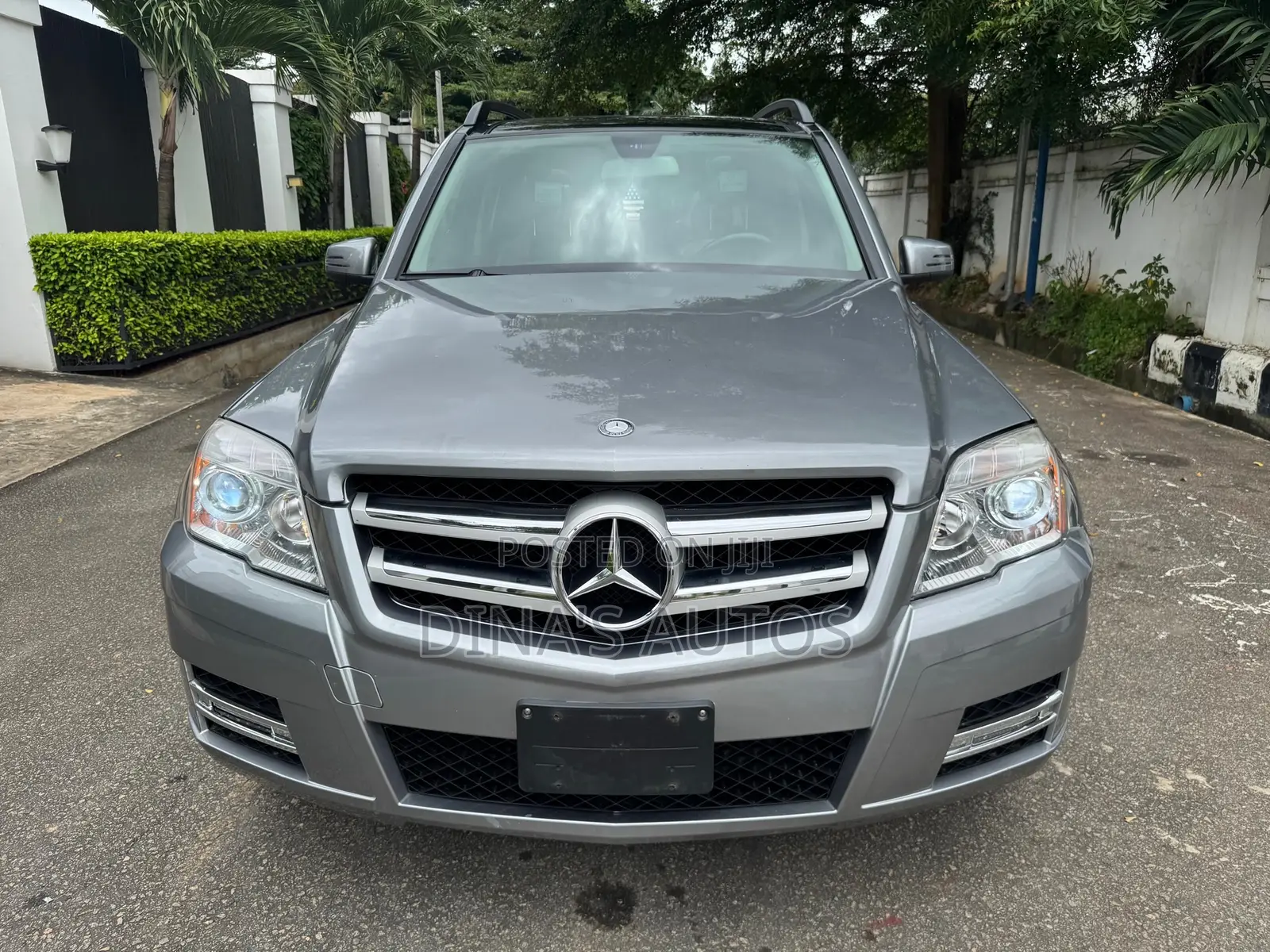 Mercedes-Benz GLK-Class 2011 Gray