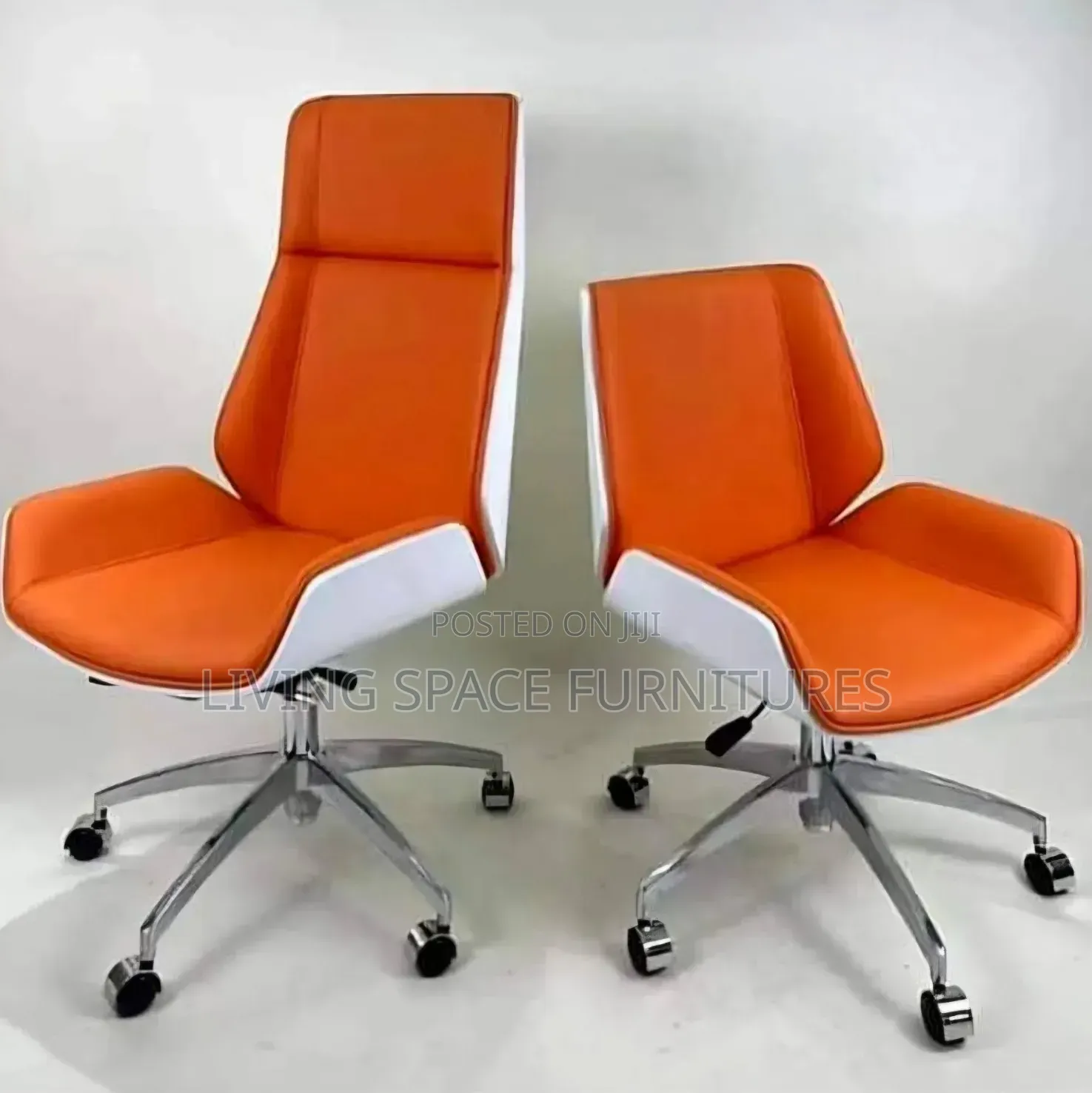 Executive CEO Office Swivel Chair With 2-Visitors Chair