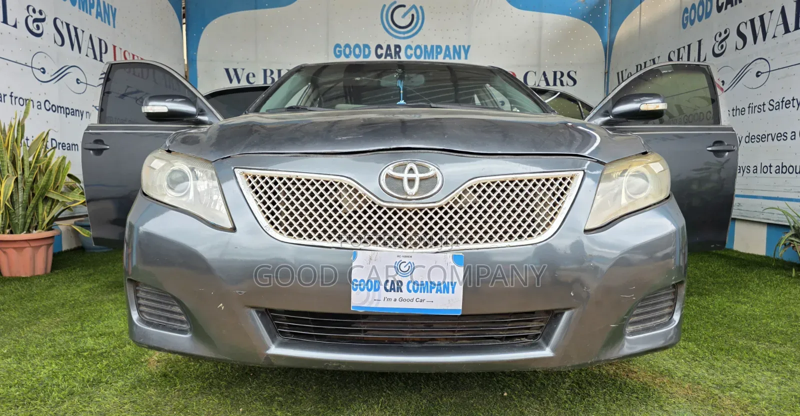 Toyota Camry 2010 Gray