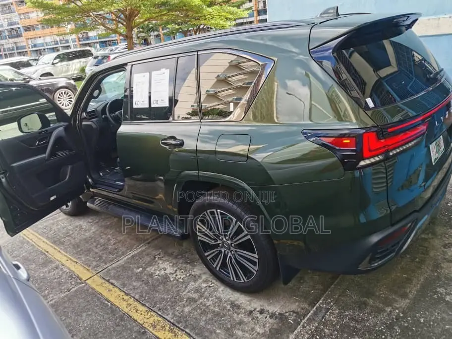 Lexus LX 700h 2025 Black