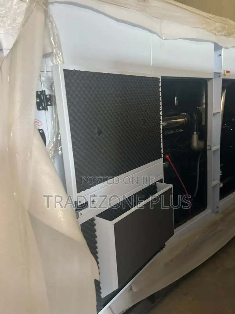Perkins 500KVA Soundproof Backup Power Generator
