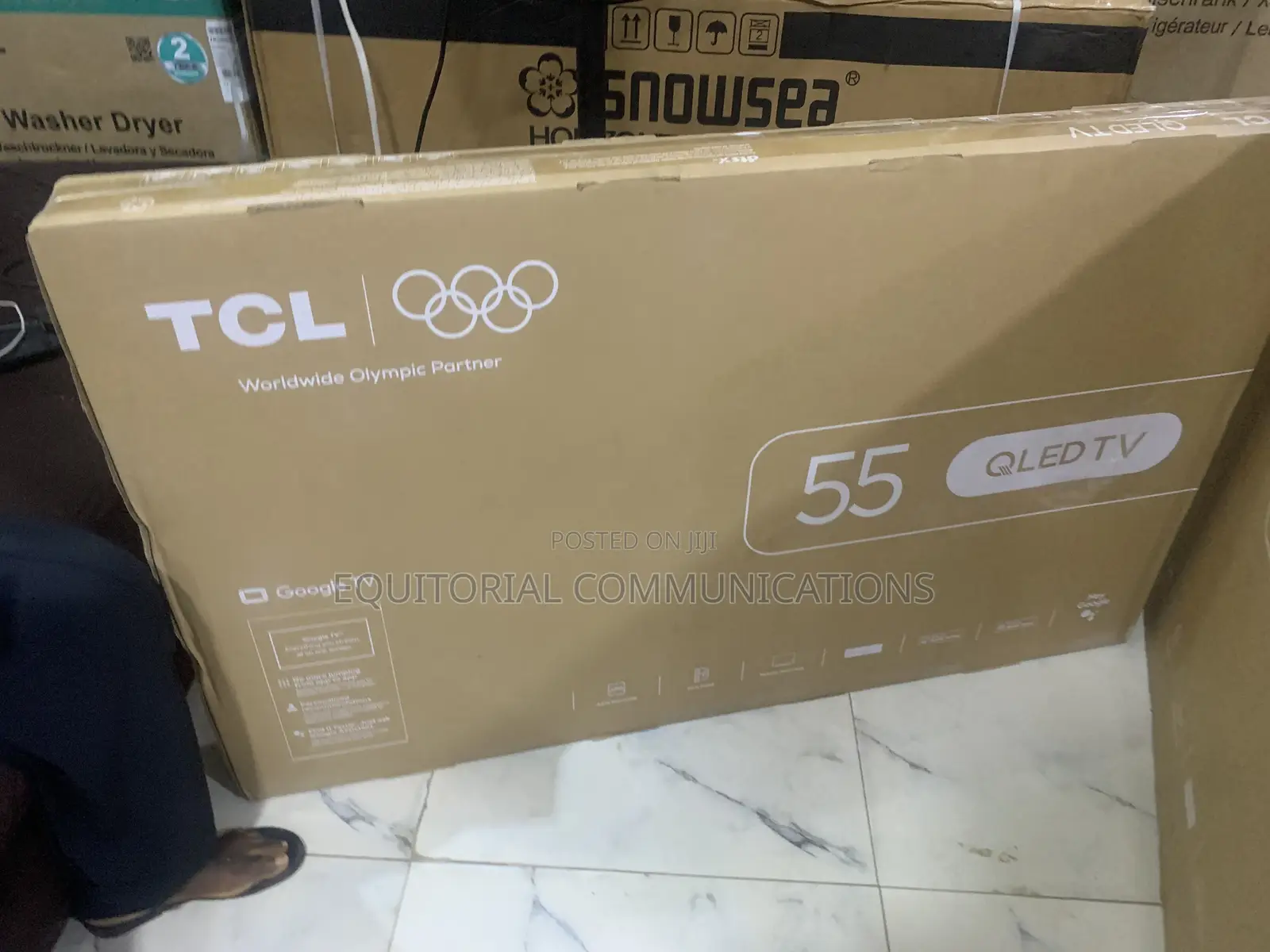 TCL 55-Inch QLED Smart TV – Modern Design, Brilliant Display