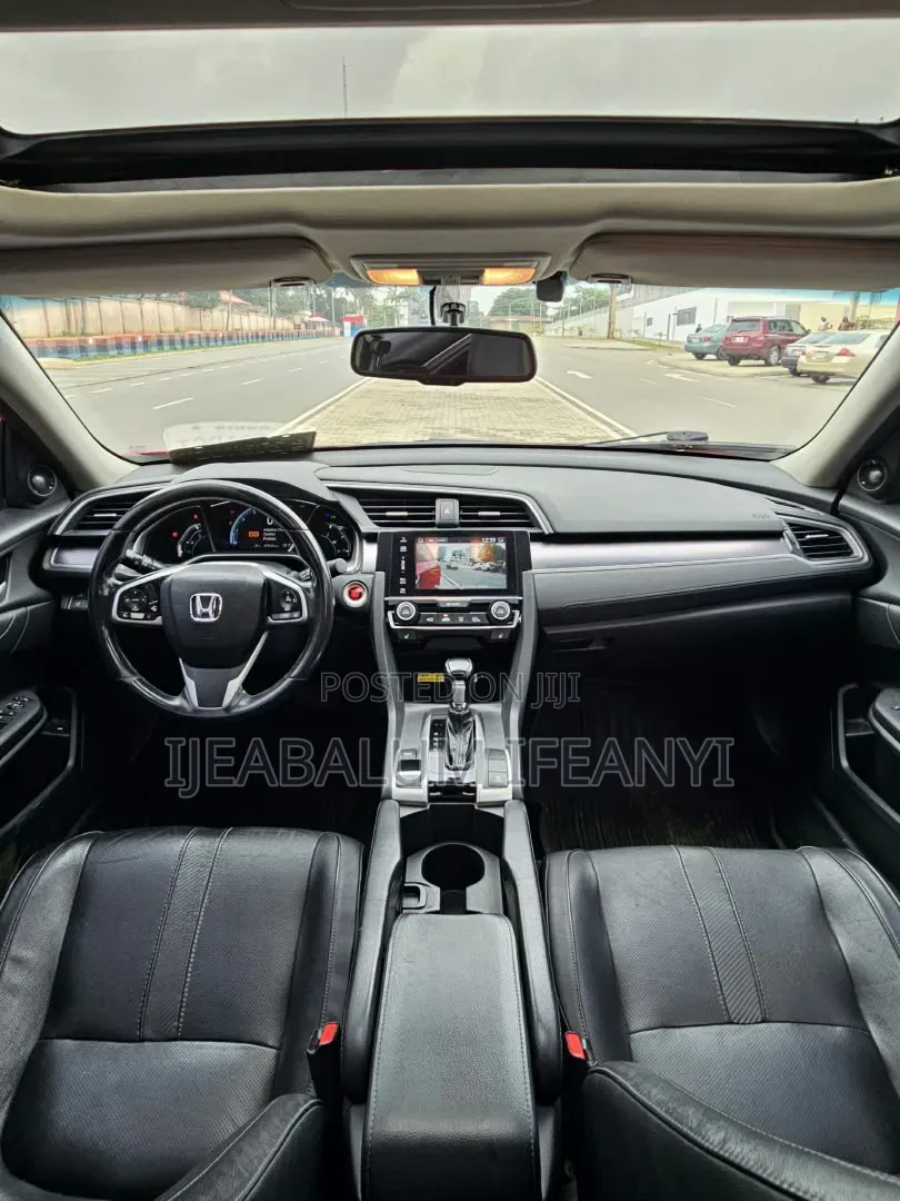 Honda Civic 2019 Red