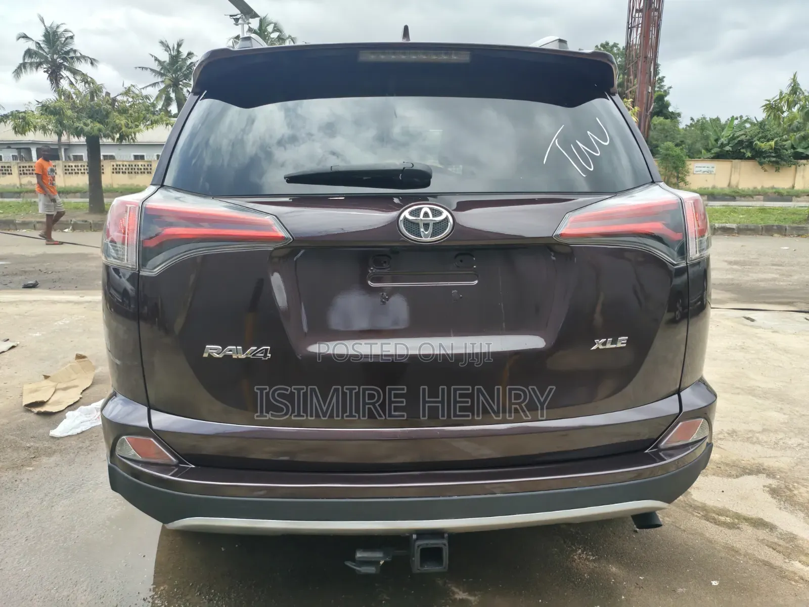 Toyota RAV4 XLE 4dr SUV AWD (2.5L 4cyl 6A) 2018 Maroon