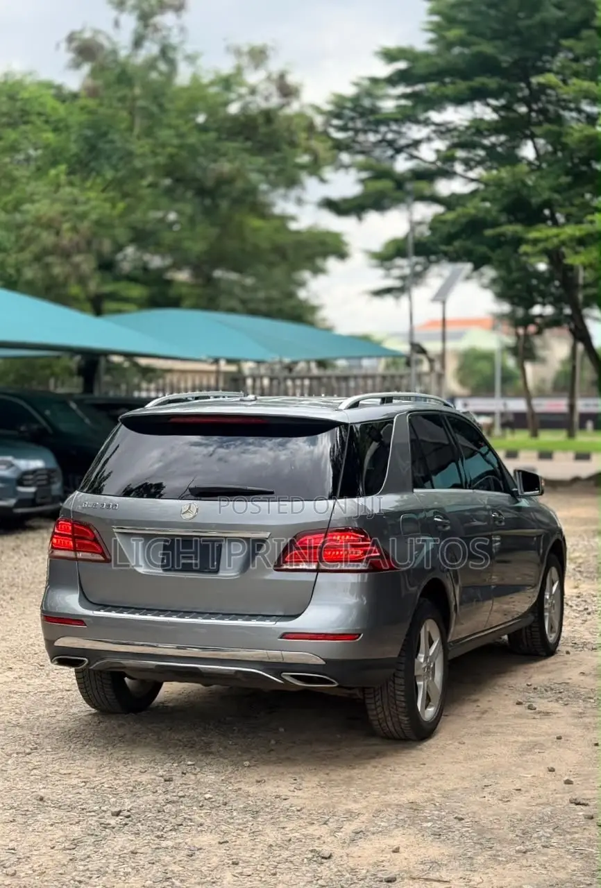 Mercedes-Benz GLE-Class 2016 Gray