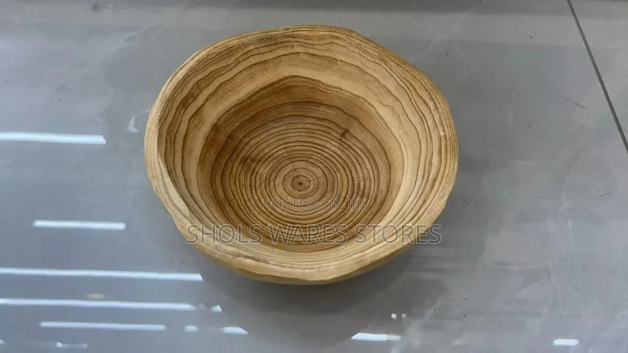 Artisan Rustic Wooden Amala Bowl /Flat Plate