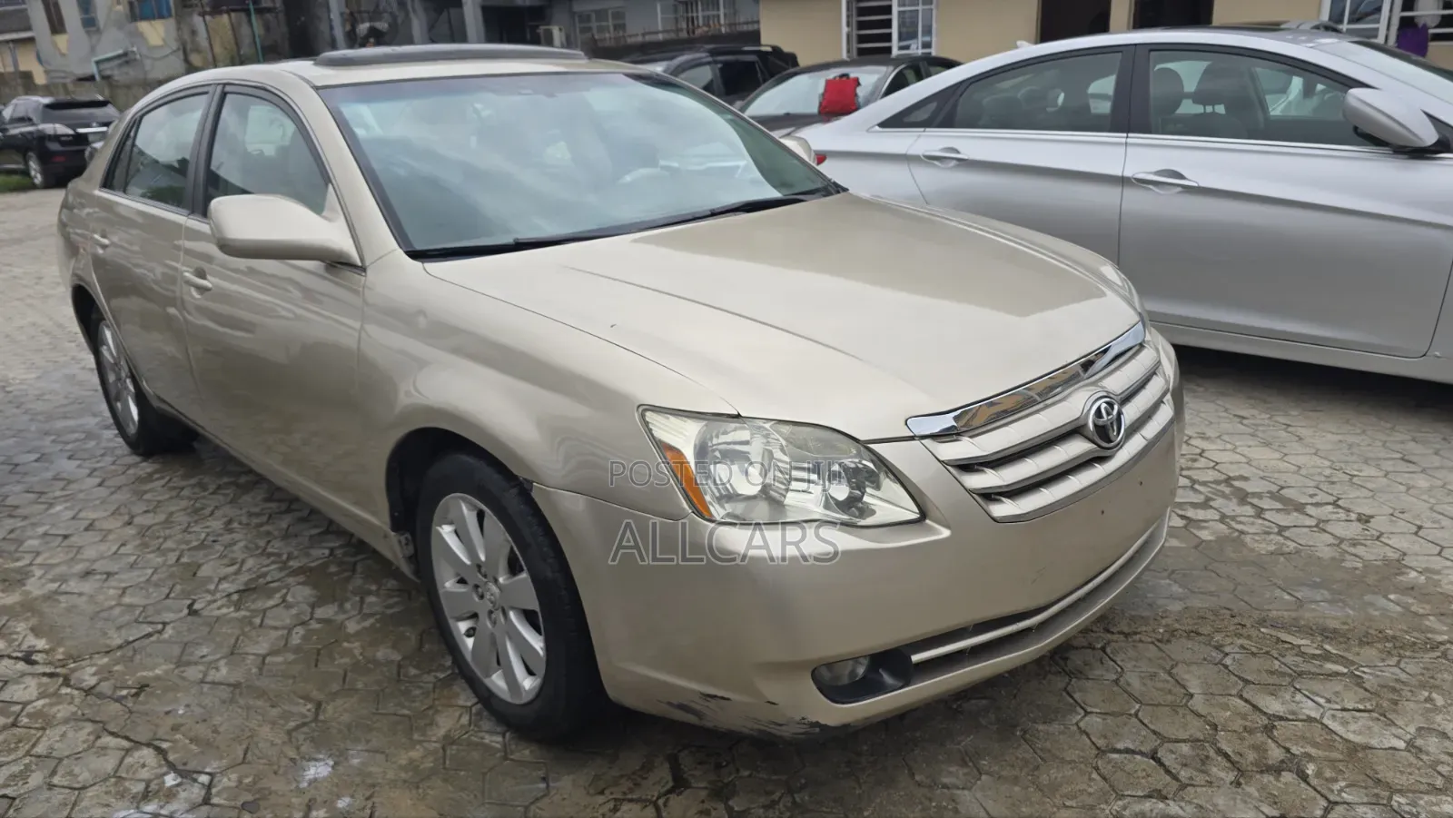 Toyota Avalon XLS Sedan FWD (3.5L 6cyl 6A) 2008 Gold