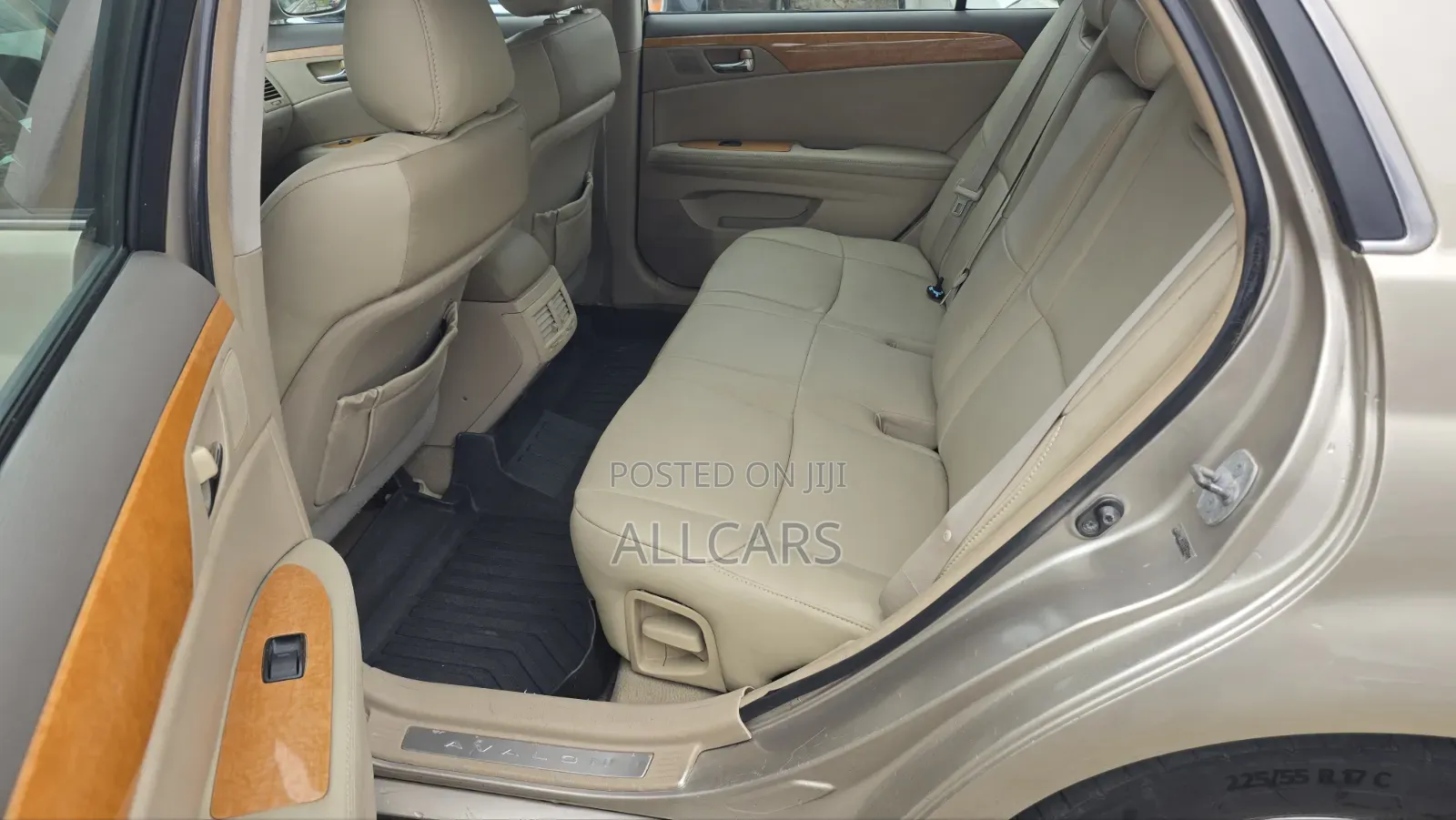 Toyota Avalon XLS Sedan FWD (3.5L 6cyl 6A) 2008 Gold