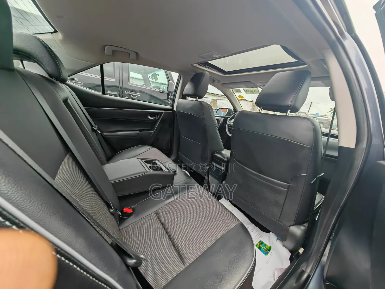 Toyota Corolla S Plus 4dr Sedan (1.8L 4cyl 6M) 2015 Gray