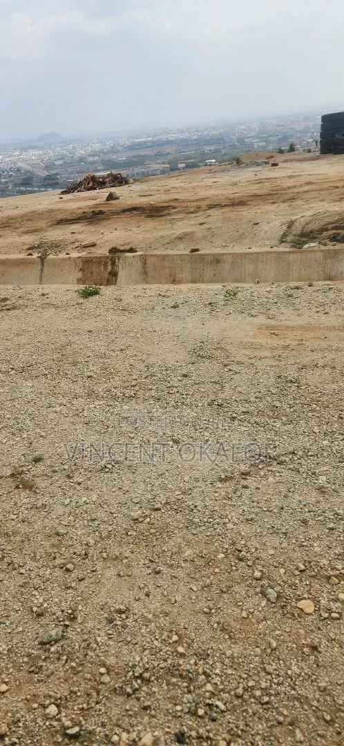 200sqm for 4 Bedroom Terrace Duplex