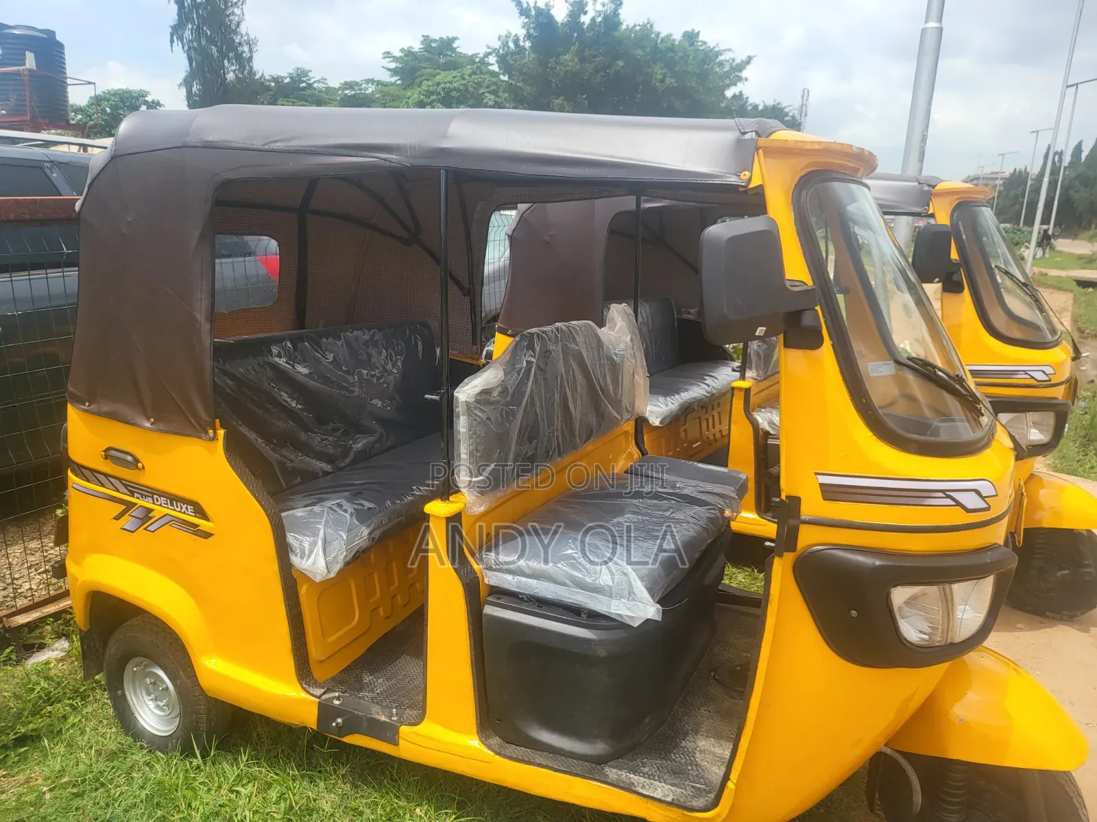 TVS King Deluxe Plus iTouch Start 2024 Yellow