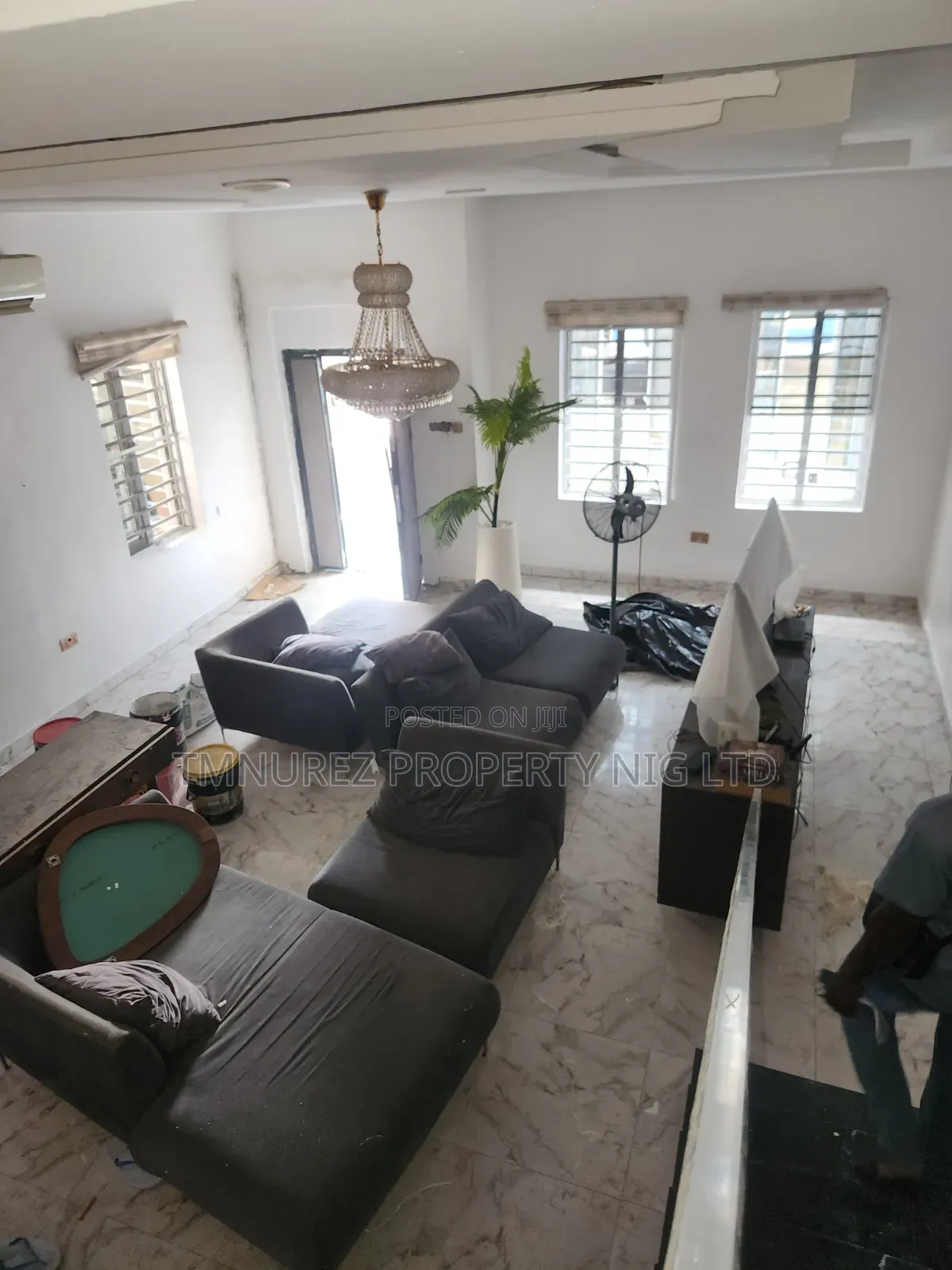 Furnished 4bdrm Duplex in Chevron for rent