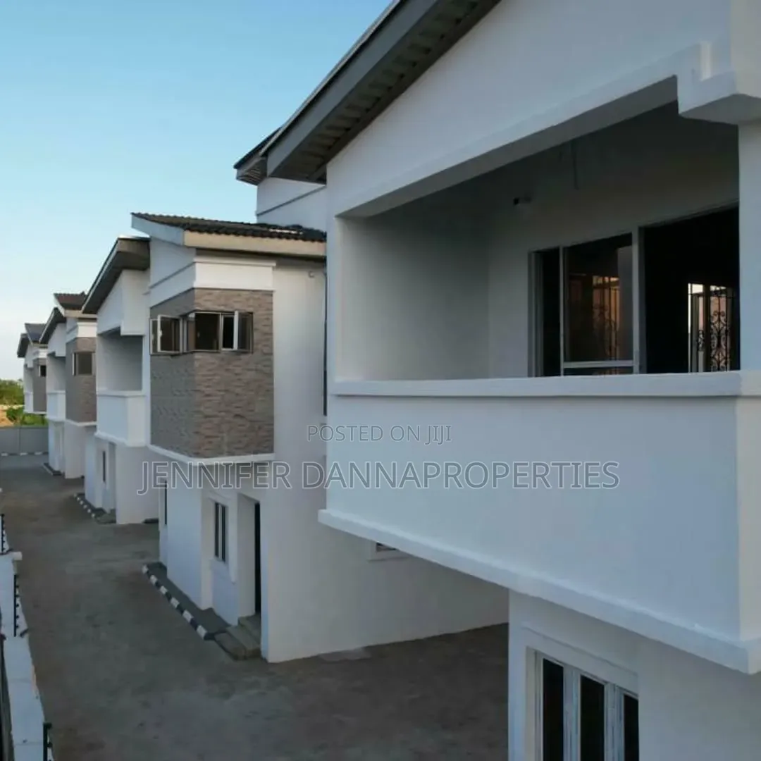4bdrm Duplex in Abijo for sale