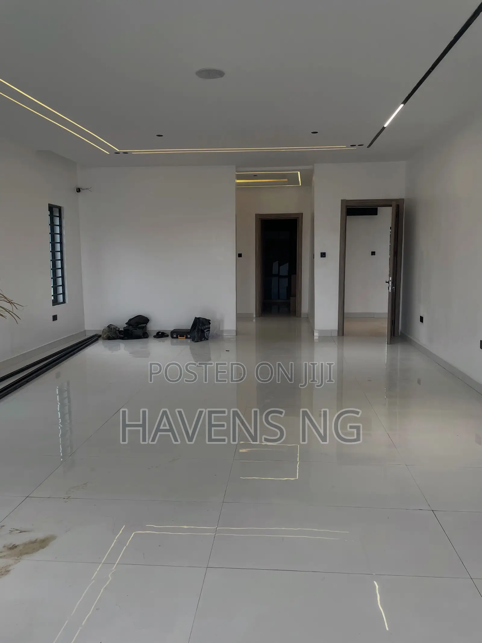 5bdrm Duplex in Life Camp for sale